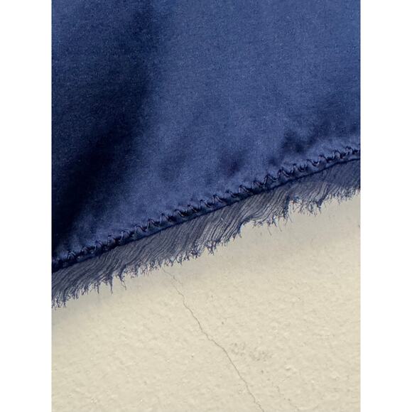 Elie Tahari Navy Bue Silk Blend Embroidered‎ Sleeveless Blouse Size XS Career - Picture 4 of 14